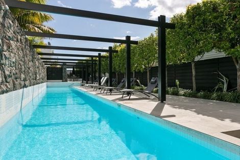 Photo of property in 7/258 Hurstmere Road, Takapuna, Auckland, 0622