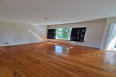 Photo of property in 2/34 Chartwell Avenue, Glenfield, Auckland, 0629