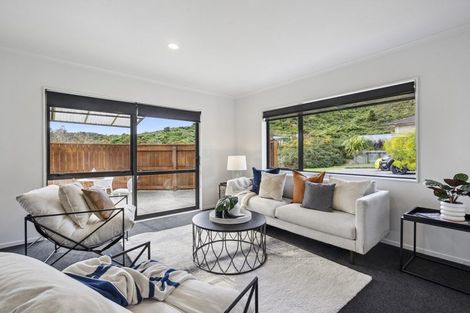 Photo of property in 41 King Charles Drive, Kingsley Heights, Upper Hutt, 5018