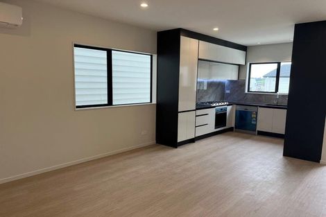 Photo of property in 1b Matakohe Road, Westgate, Auckland, 0814