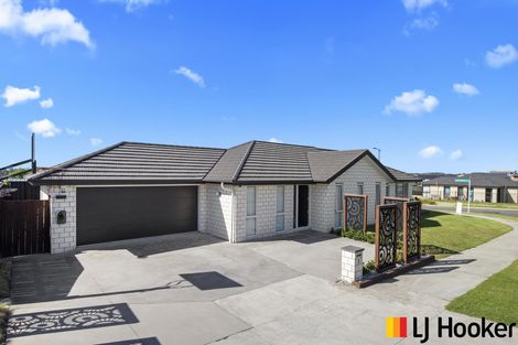 Photo of property in 2 Okohaka Avenue, Glenbrook, Waiuku, 2681