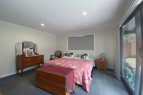 Photo of property in 18 Nukuroa Close, Waitara, 4320