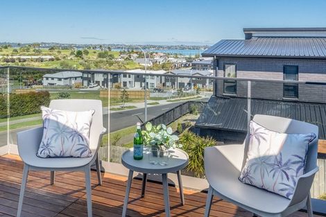 Photo of property in 48 Eighth View Avenue, Beachlands, Auckland, 2018
