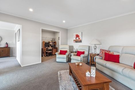 Photo of property in 6 Louise Drive, Ohauiti, Tauranga, 3112