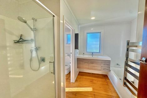 Photo of property in 28 Beech Crescent, Hillcrest, Hamilton, 3216