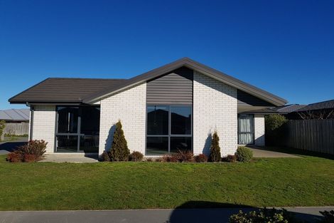 Photo of property in 8/3 Retallick Way, Amberley, 7410