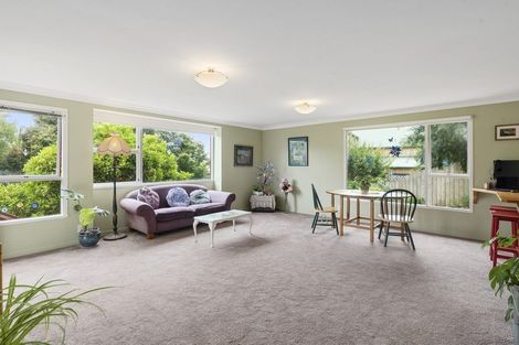Photo of property in 5 Sunset Terrace, Waikanae Beach, Waikanae, 5036