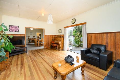 Photo of property in 23 Jenks Street, Foxton, 4814