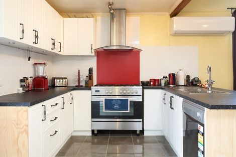 Photo of property in 911 Willowpark Road North, Mayfair, Hastings, 4122