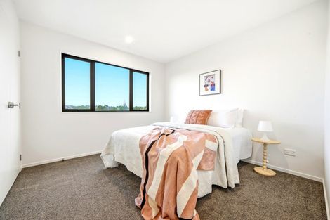 Photo of property in 3/14 Karamu Street, Strandon, New Plymouth, 4312