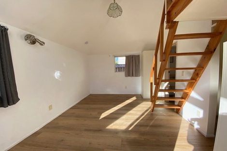 Photo of property in 2 Marendellas Drive, Bucklands Beach, Auckland, 2014