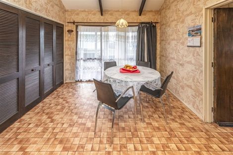 Photo of property in 36 Karyn Street, Castlecliff, Whanganui, 4501