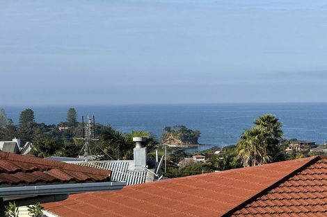 Photo of property in 1/31 Deep Creek Road, Waiake, Auckland, 0630