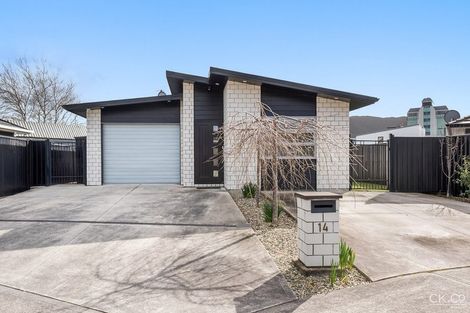 Photo of property in 14 Passchendaele Grove, Trentham, Upper Hutt, 5018