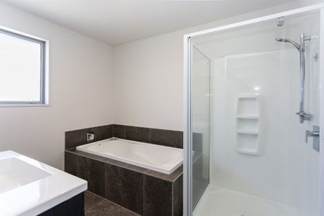 Photo of property in 27 Rookwood Avenue, New Brighton, Christchurch, 8083