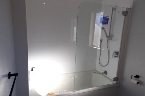 Photo of property in 107 Ashton Fitchett Drive, Brooklyn, Wellington, 6021