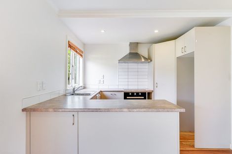 Photo of property in 20 Kiwi Avenue, Forest Lake, Hamilton, 3200