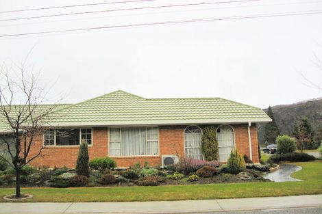 Photo of property in 39 Hazlett Street, Clyde, 9330