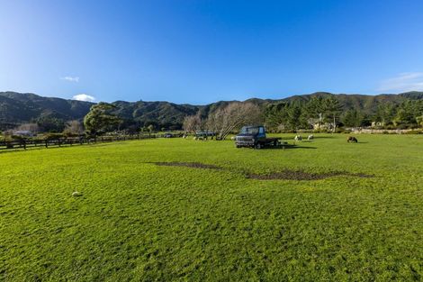 Photo of property in 147 Upper Fitzherbert Road, Wainuiomata, 5373