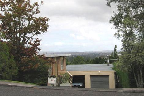 Photo of property in 1/4 Lynn Road, Bayview, Auckland, 0629