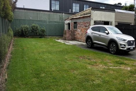 Photo of property in 495 Featherston Street, Roslyn, Palmerston North, 4414