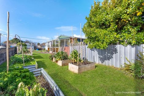 Photo of property in 1 Blake Street, Waitara, 4320