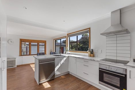 Photo of property in 7 Ranui Road, Stoke, Nelson, 7011