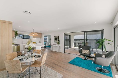 Photo of property in 2 Evan Tasman Lane, Waiuku, 2123