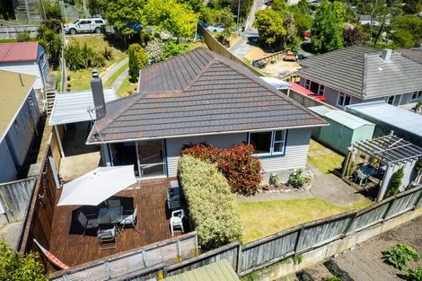 Photo of property in 28 Lowry Crescent, Stokes Valley, Lower Hutt, 5019