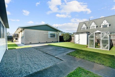 Photo of property in 10 Seymour Street, Hornby, Christchurch, 8042