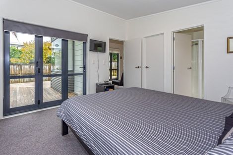 Photo of property in 146 Ocean Beach Road, Tairua, 3508