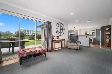 Photo of property in 28 Barnard Road, Fairy Springs, Rotorua, 3015