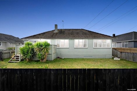 Photo of property in 18 Arimu Road, Papakura, 2110