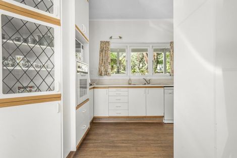 Photo of property in 85 Ludlam Crescent, Woburn, Lower Hutt, 5010