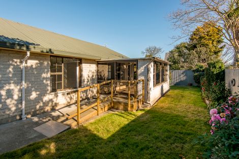 Photo of property in 60a Main North Road, Woodend, 7610