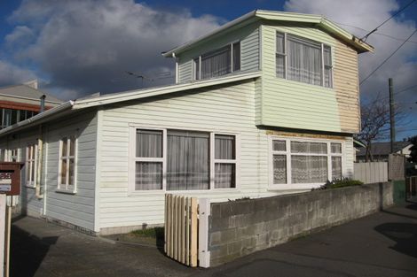 Photo of property in 69 Onepu Road, Kilbirnie, Wellington, 6022