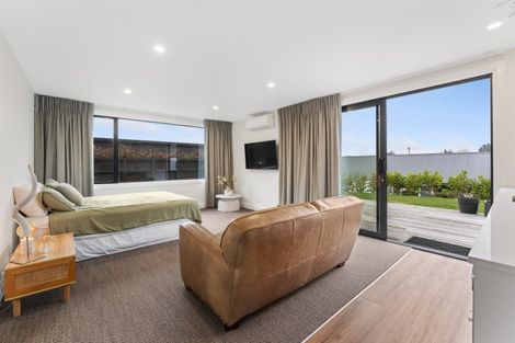 Photo of property in 33 Botanical Heights Drive, Waipahihi, Taupo, 3330