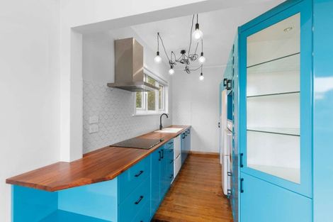 Photo of property in 14 Elphinstone Avenue, Strathmore Park, Wellington, 6022