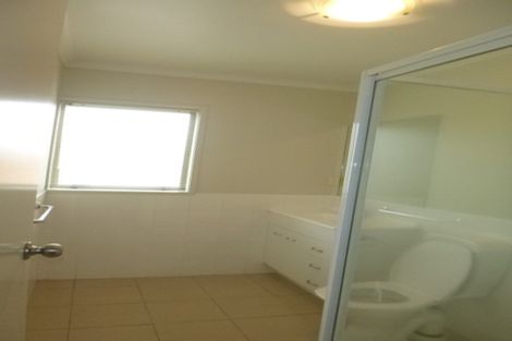 Photo of property in 20b Roseberry Avenue, Birkenhead, Auckland, 0626