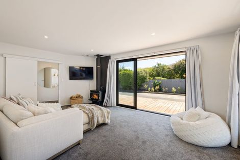 Photo of property in 6 Bidwell Place, Hillmorton, Christchurch, 8025