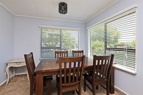 Photo of property in 26 Usherwood Crescent, Akina, Hastings, 4122