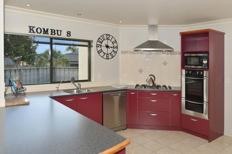 Photo of property in 6 Oxford Avenue, Te Kamo, Whangarei, 0112