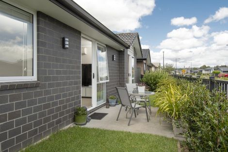 Photo of property in 66 Sentinel Avenue, Omokoroa, 3114