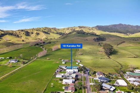 Photo of property in 18 Karaka Road, Kawakawa Bay, Papakura, 2585
