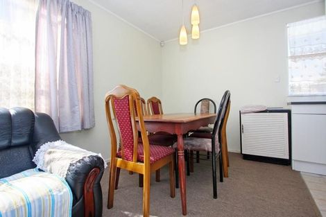 Photo of property in 1/18 Kennington Drive, Clendon Park, Auckland, 2103