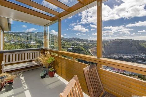Photo of property in 37c Gurkha Crescent, Khandallah, Wellington, 6035