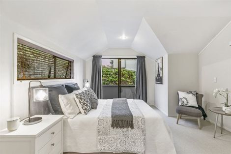 Photo of property in 52b Aroha Avenue, Sandringham, Auckland, 1025