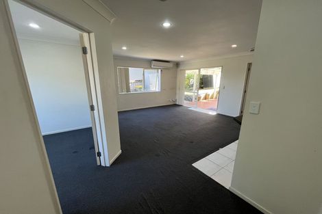 Photo of property in 11 The Enclave, Totara Heights, Auckland, 2105