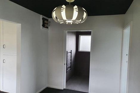 Photo of property in 1 Brookby Crescent, Avonhead, Christchurch, 8042