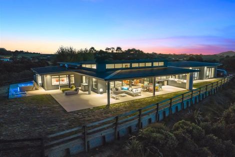 Photo of property in 48b Garbolino Road, Mangawhai, Wellsford, 0975